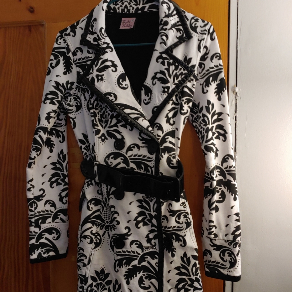 La kitty jacket